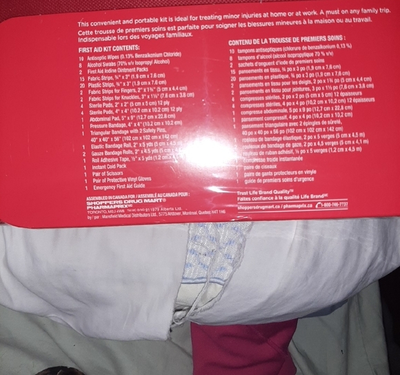 LIFE First Aid Kit 78 PIECES - Picture 2 of 4